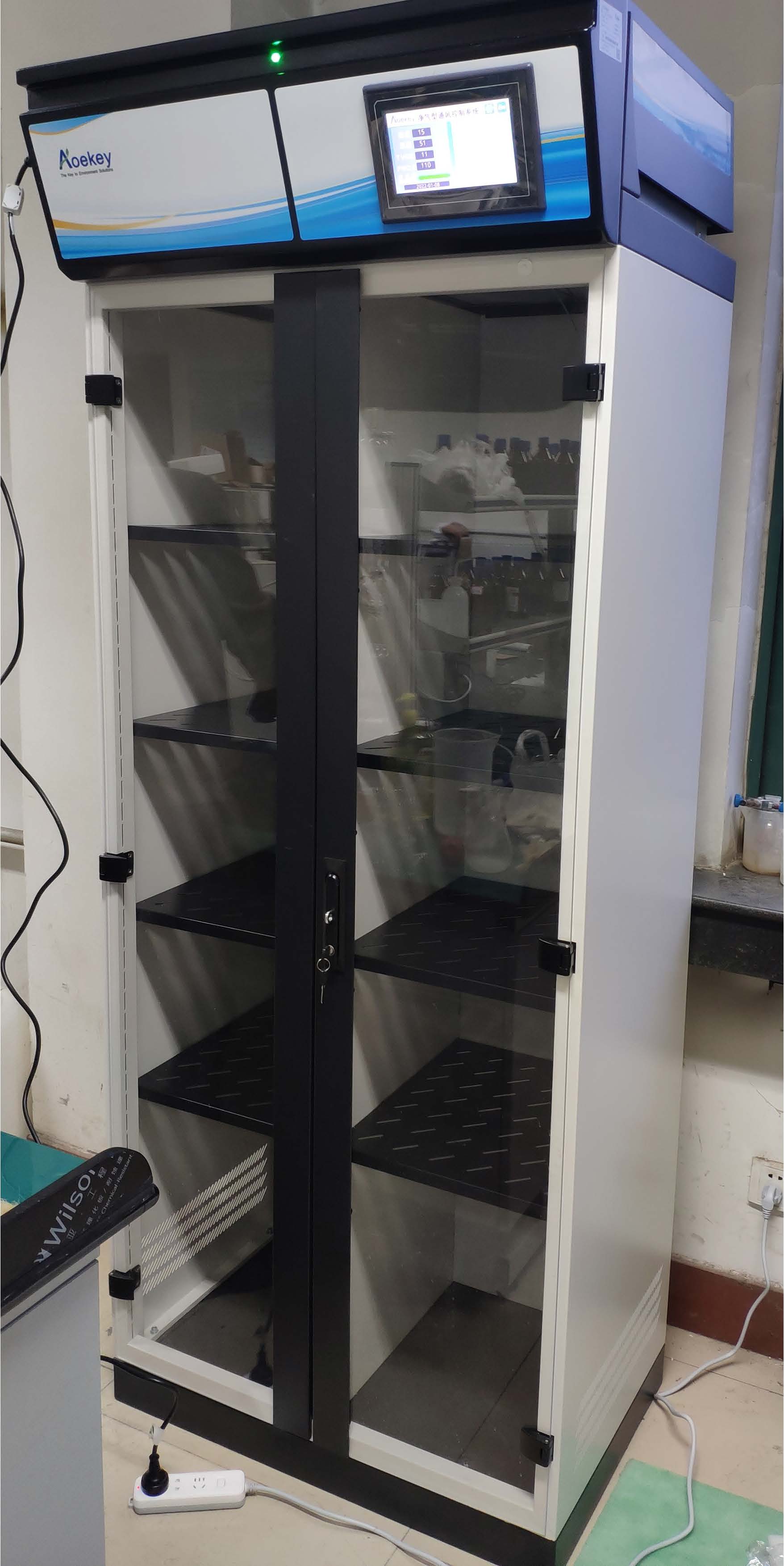 净气型储药品柜